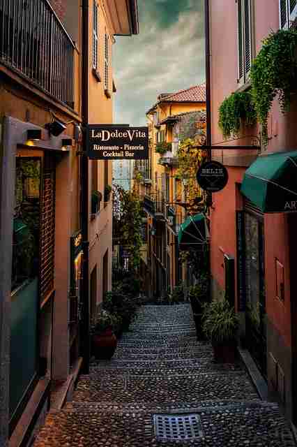 鉴黄师心理挑战大盘点｜高强度工作模式从业者如何自处  第1张