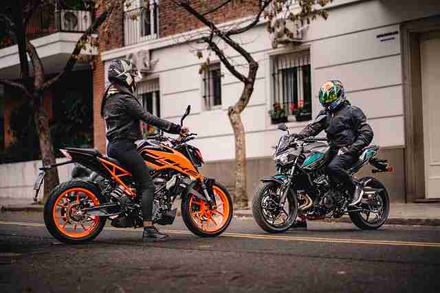 探花精选专属频道上线｜双人实录合集火速登榜前列