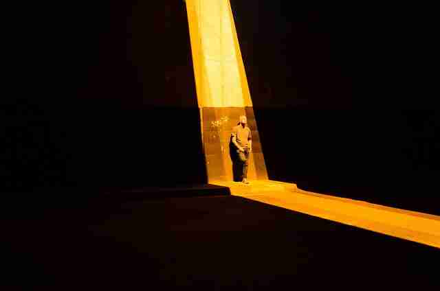 鉴黄师免费观看人工协同AI系统｜职业伦理困境引导审核流程